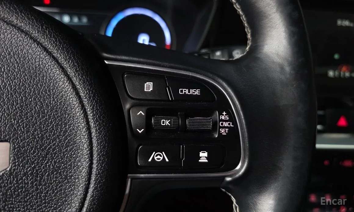 Фото 18 - Kia Niro