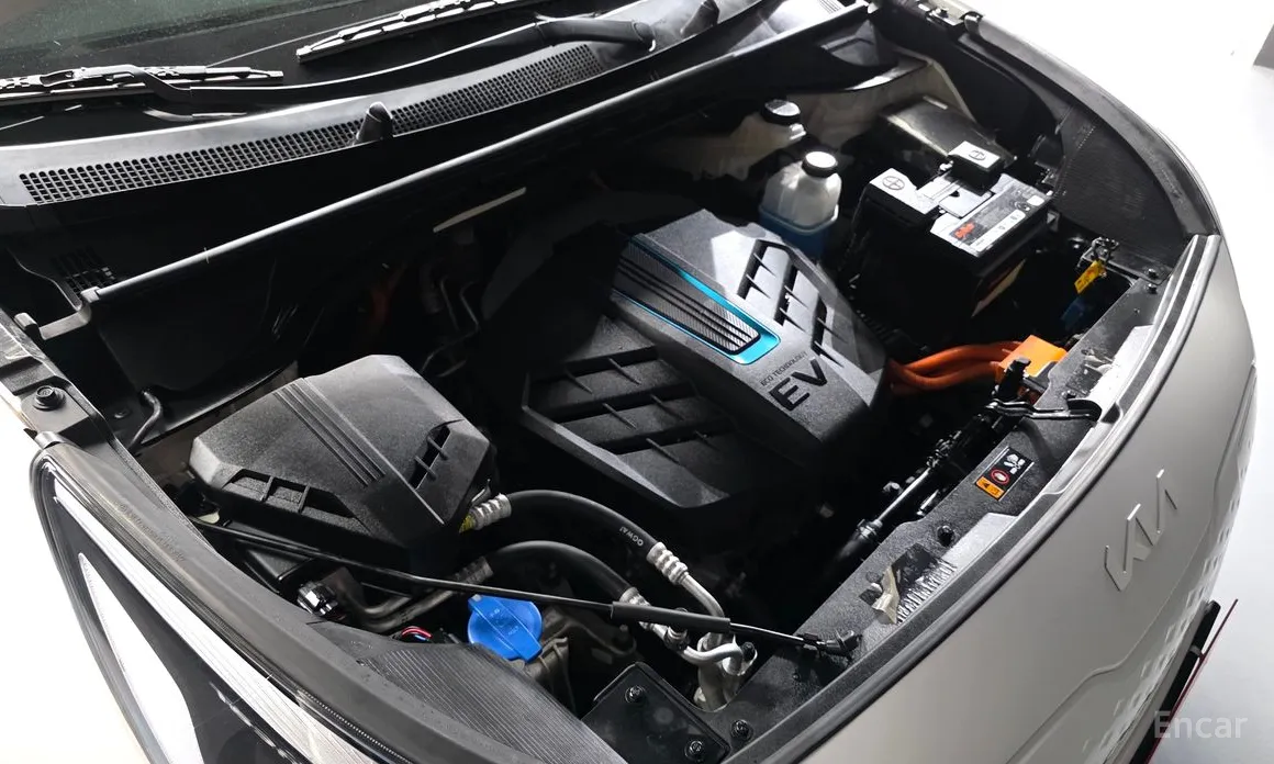 Фото 6 - Kia Niro