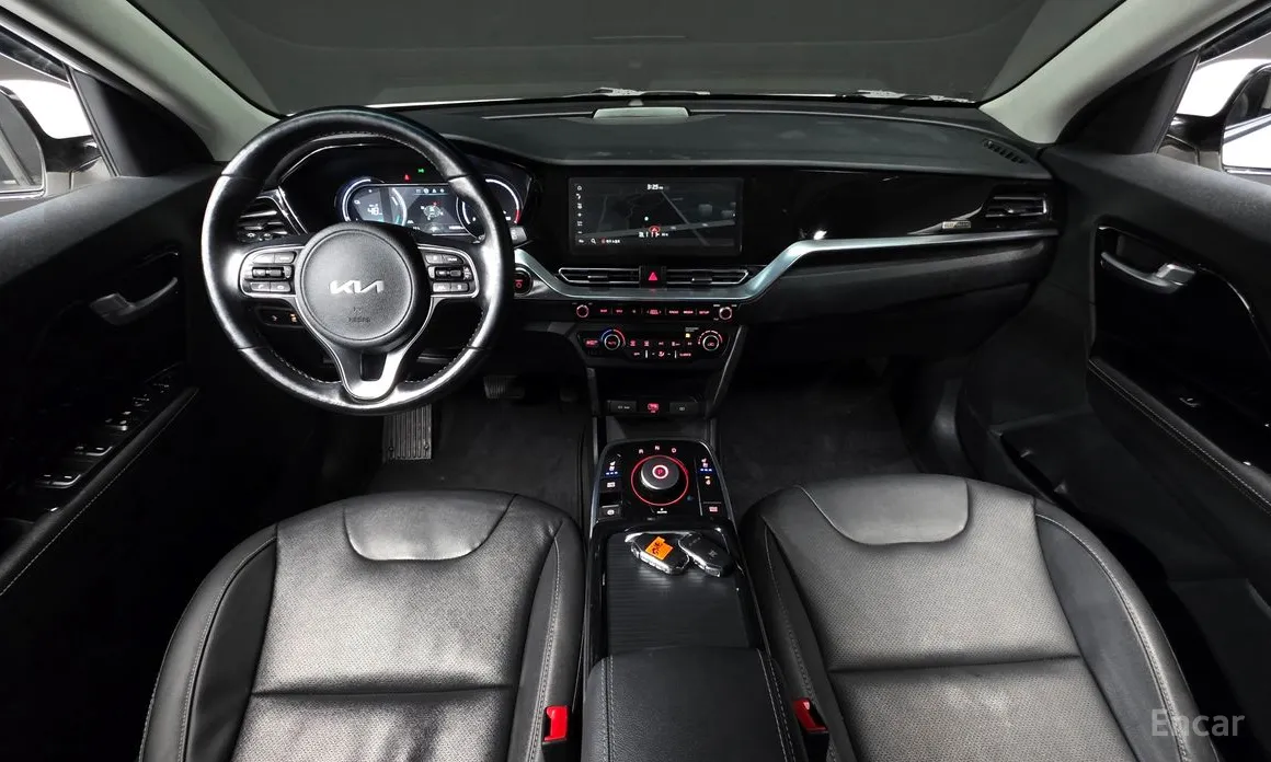 Фото 7 - Kia Niro