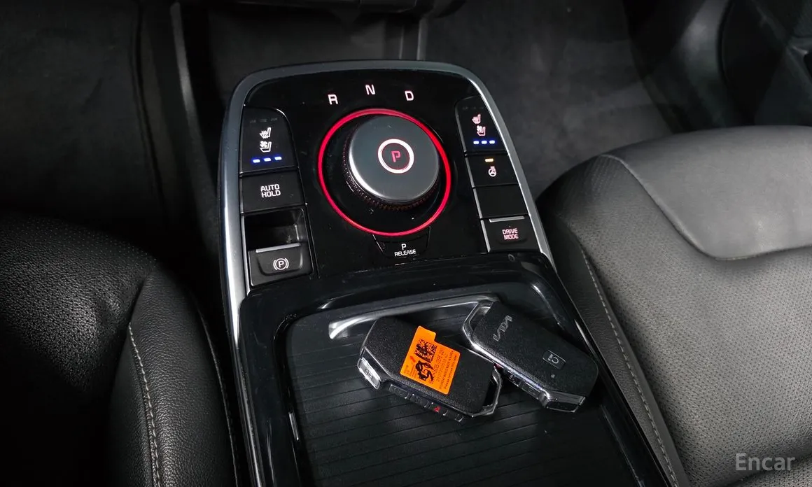 Фото 9 - Kia Niro