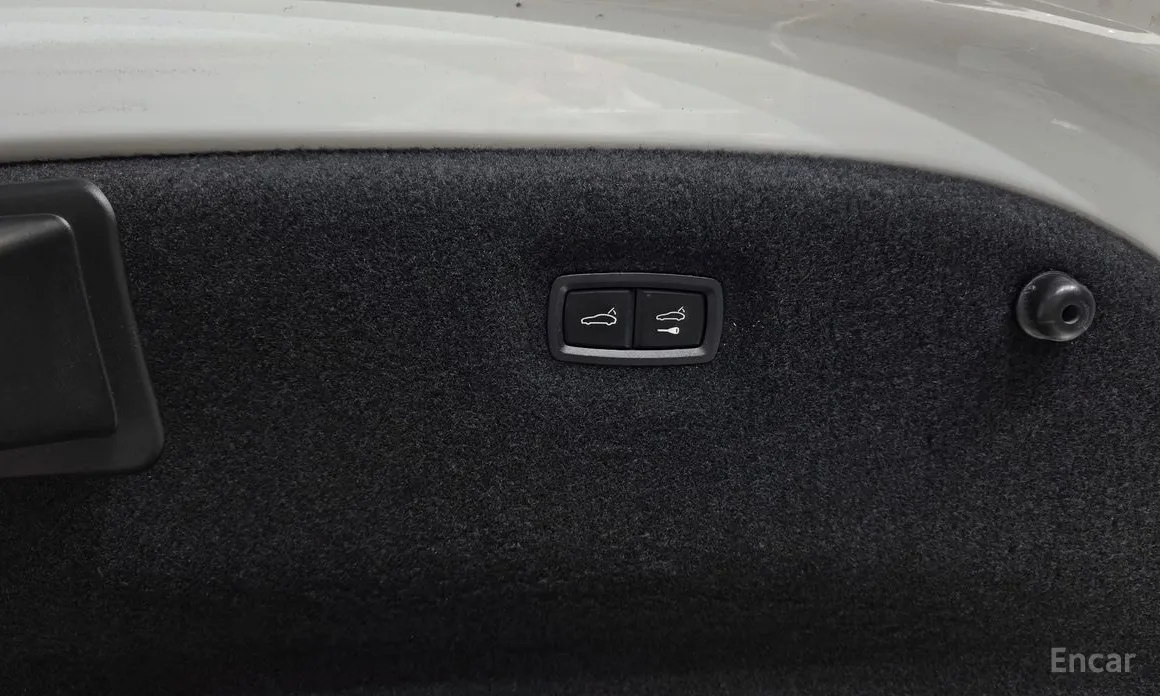 Фото 20 - Porsche Taycan