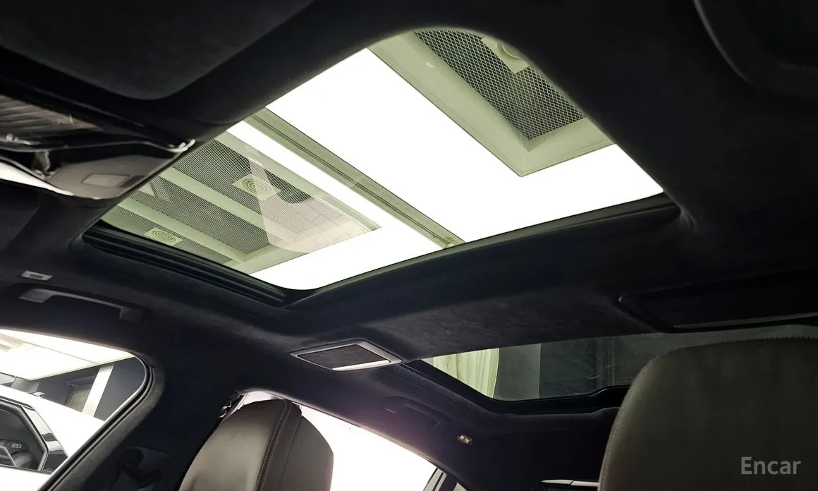 Фото 18 - BMW 7 Series