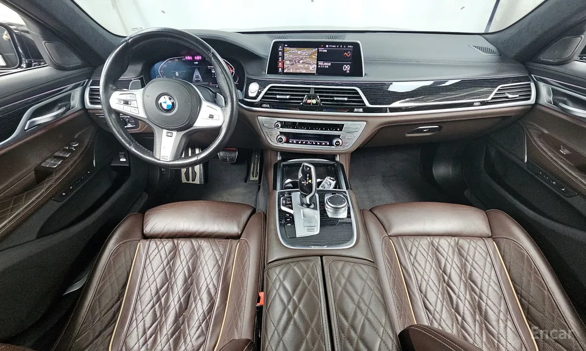 Фото 7 - BMW 7 Series