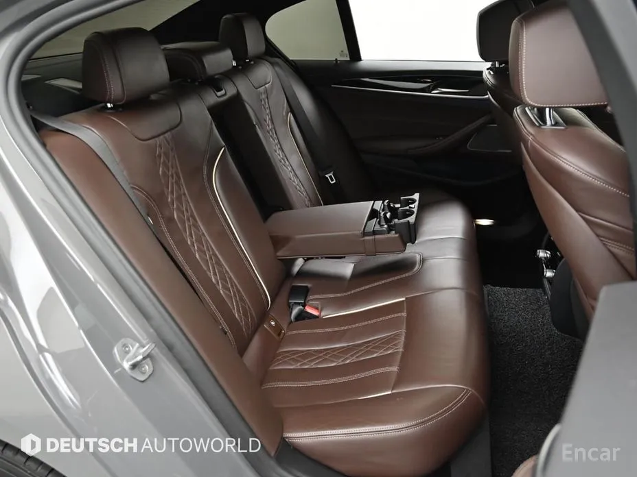 Фото 12 - BMW 5 Series