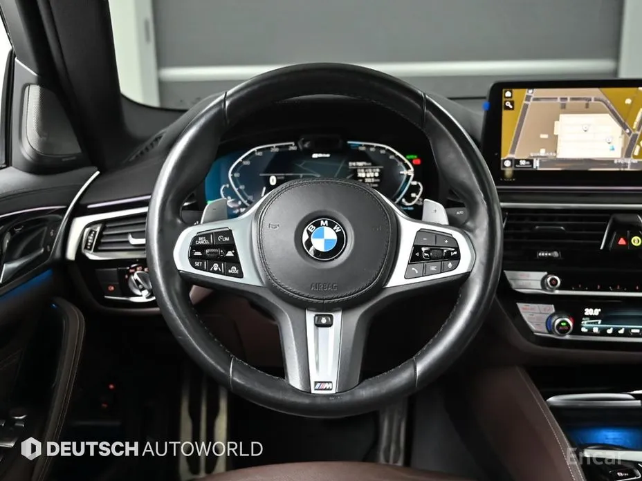 Фото 13 - BMW 5 Series