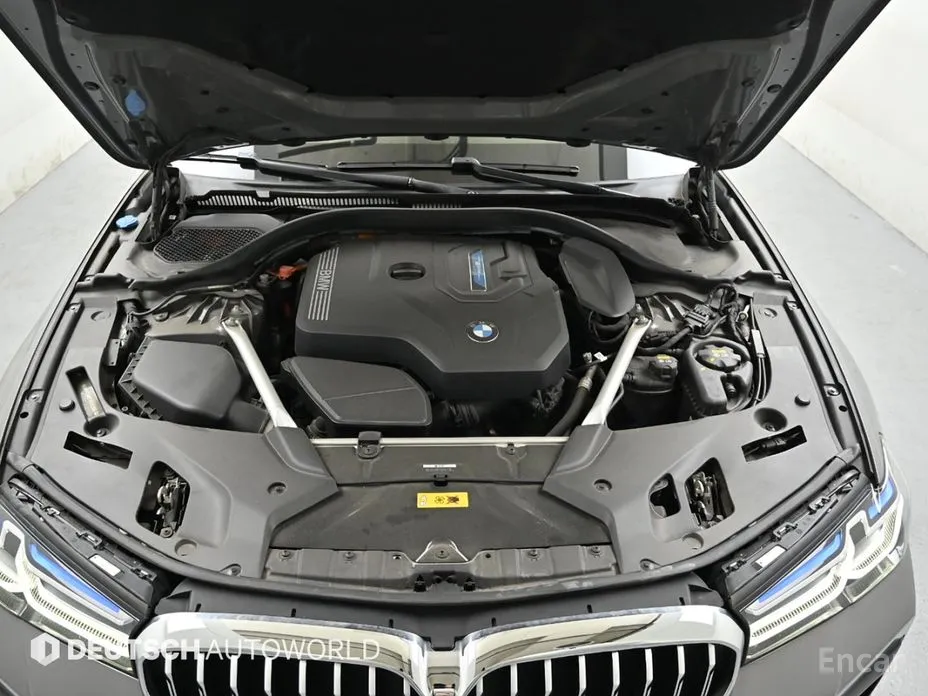 Фото 6 - BMW 5 Series