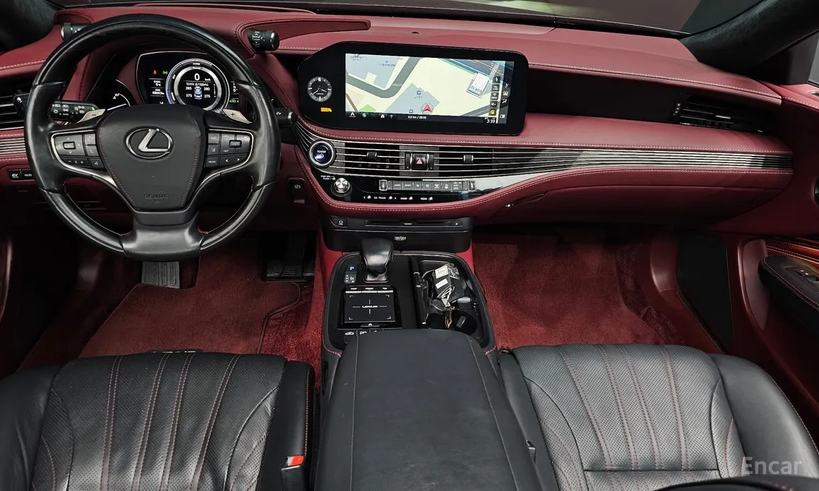 Фото 7 - Lexus LS