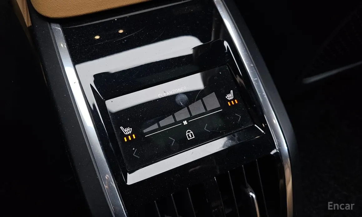 Фото 18 - Volvo S90