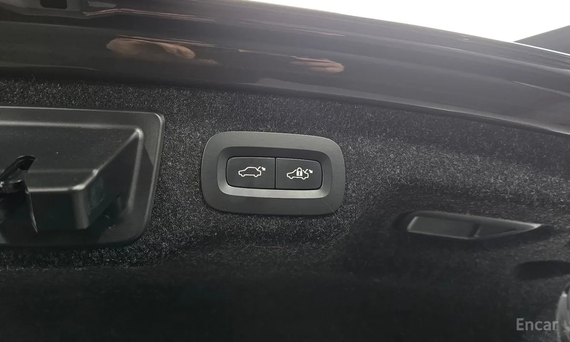 Фото 19 - Volvo S90