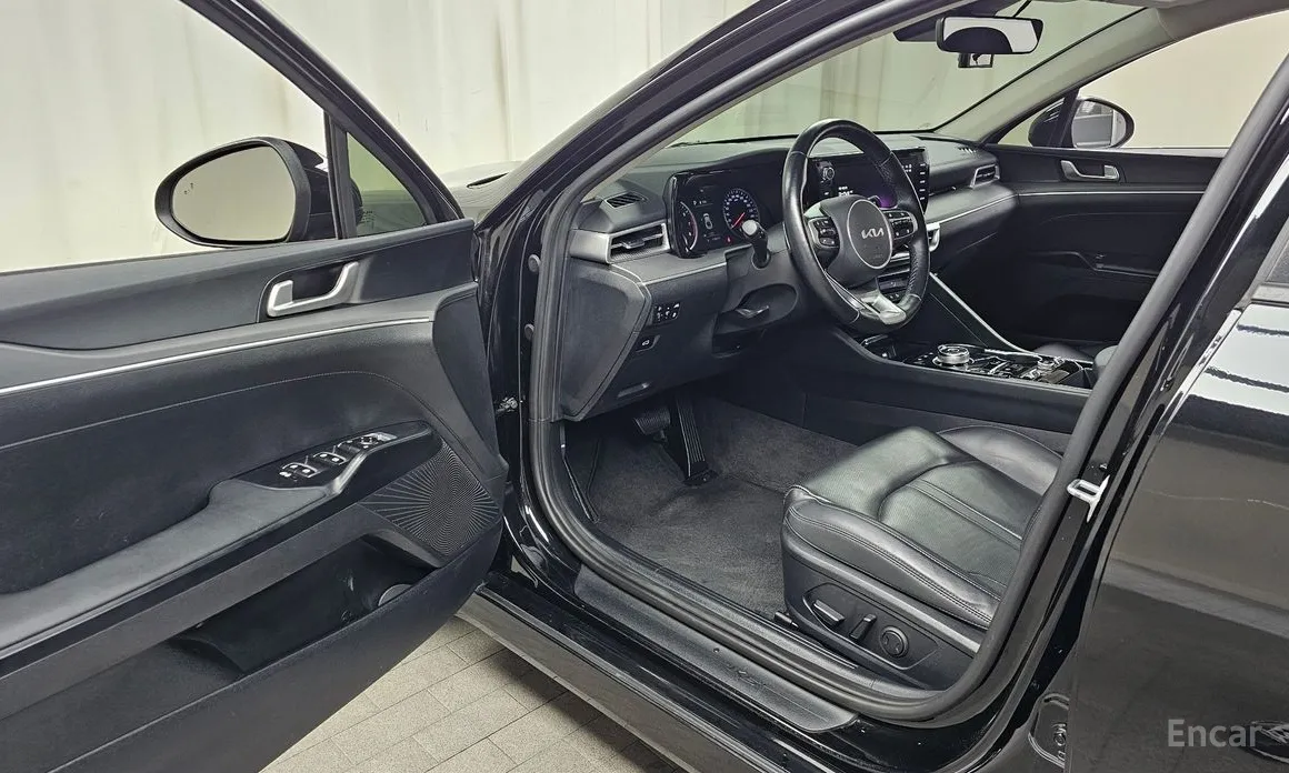 Фото 10 - Kia K5