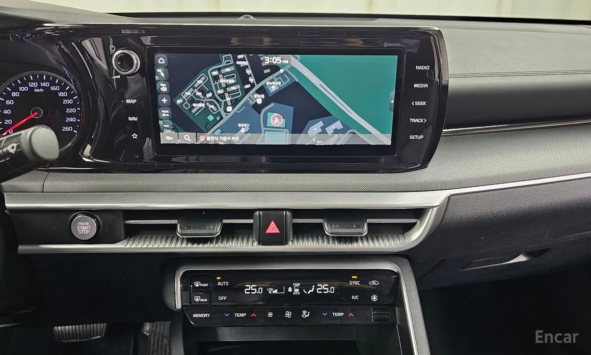 Фото 16 - Kia K5