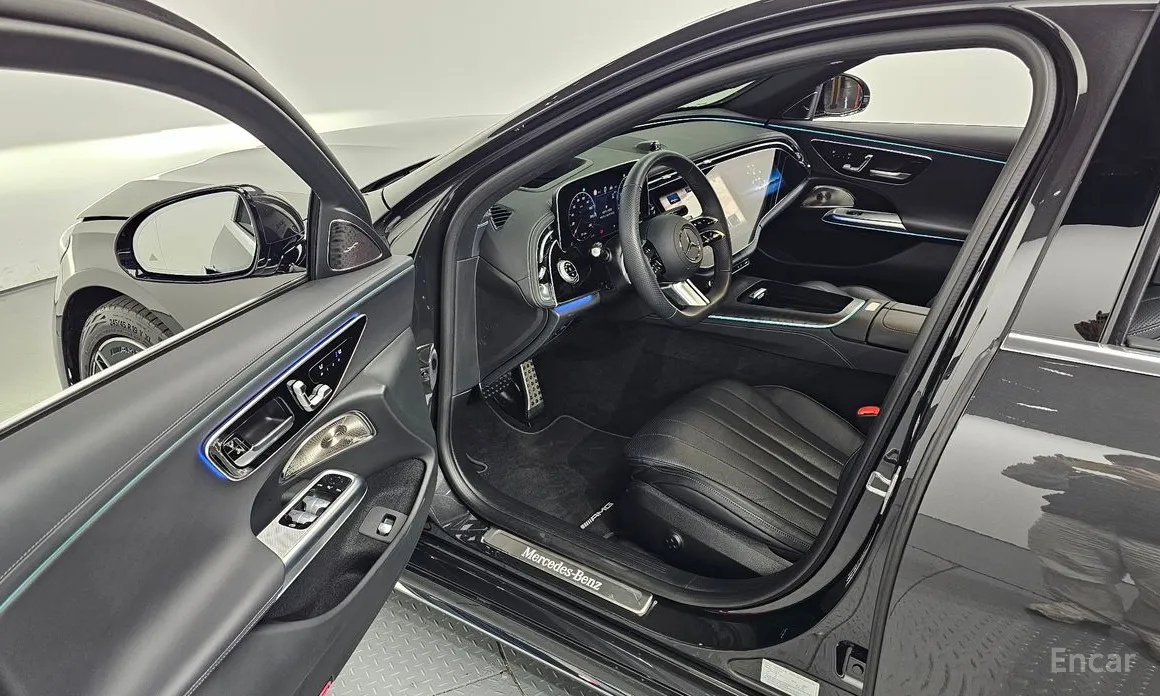 Фото 11 - Mercedes-Benz E-Class