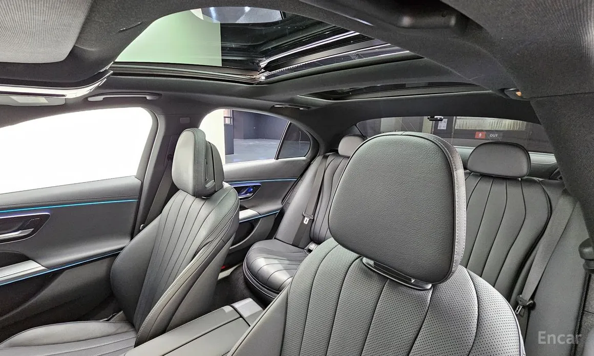 Фото 18 - Mercedes-Benz E-Class