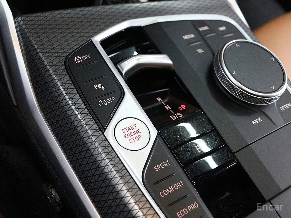 Photo 11 - BMW 3 Series