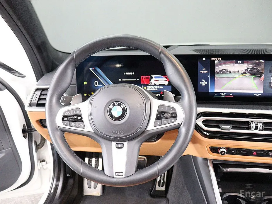 Photo 14 - BMW 3 Series