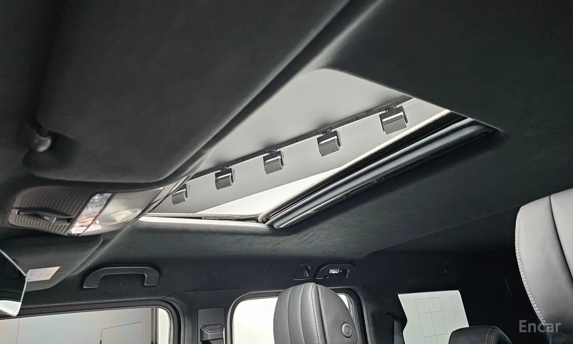 Фото 19 - Mercedes-Benz G-Class