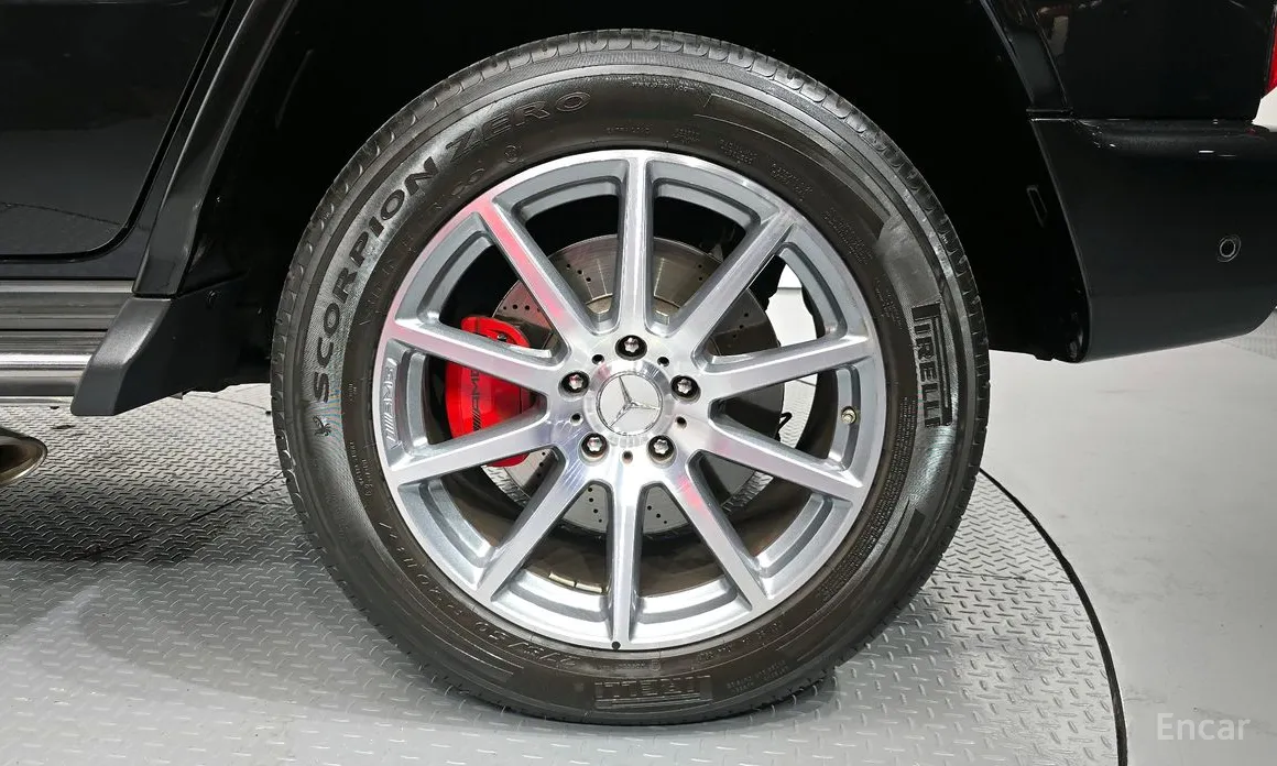 Фото 5 - Mercedes-Benz G-Class