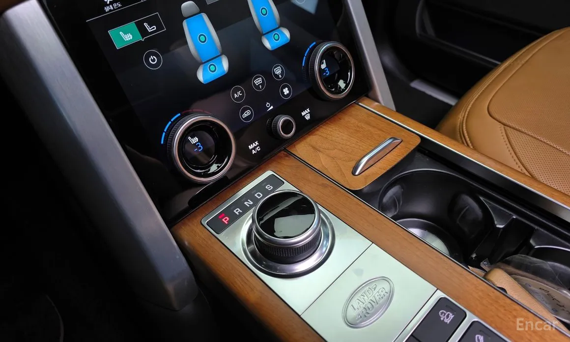 Фото 9 - Land Rover Range Rover