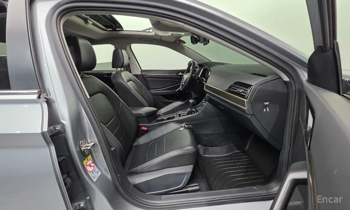 Фото 10 - Volkswagen Jetta