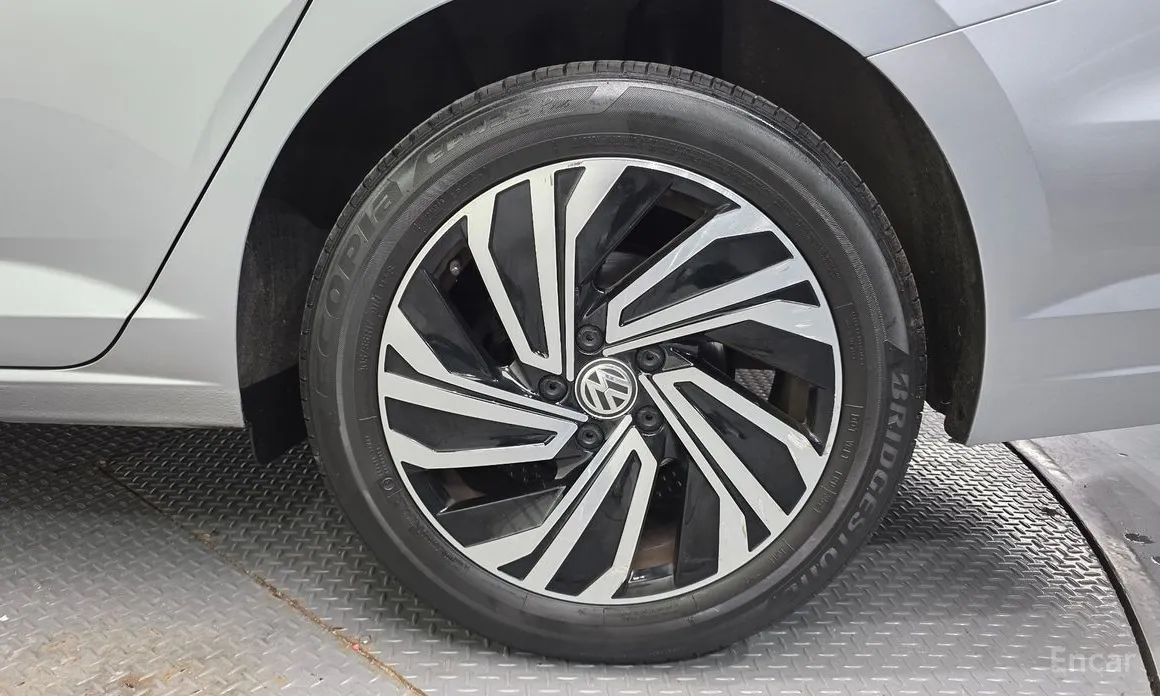 Фото 5 - Volkswagen Jetta