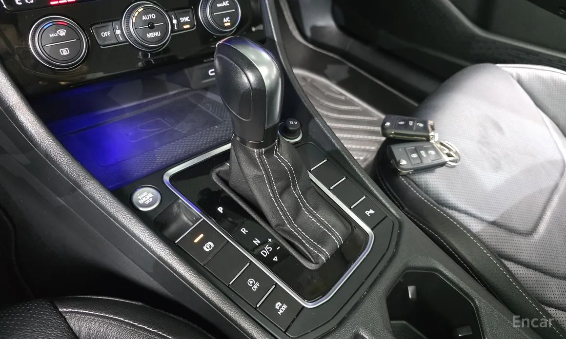 Фото 9 - Volkswagen Jetta