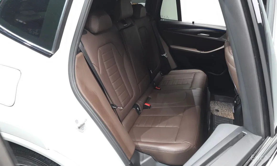 Фото 12 - BMW X3