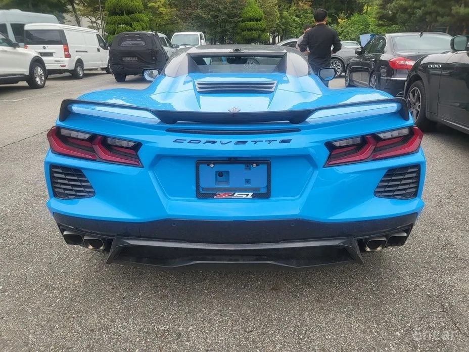 Фото 2 - Chevrolet Corvette