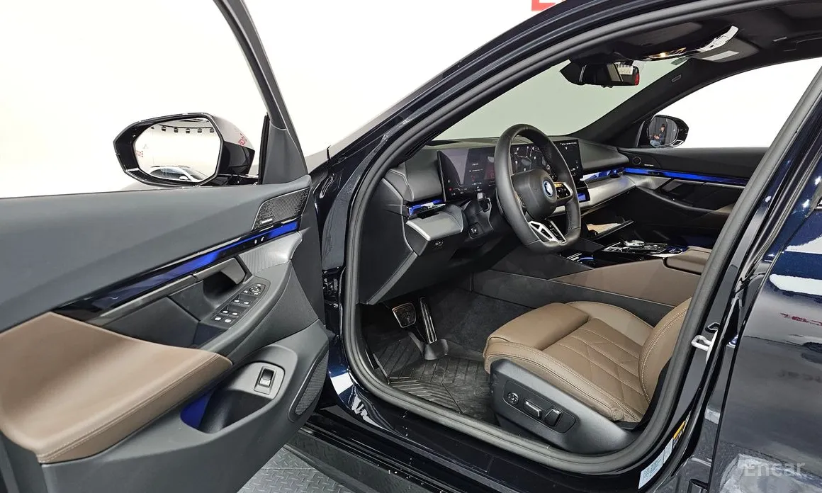 Фото 10 - BMW i5