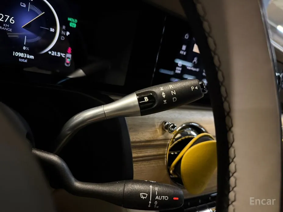 Фото 9 - Rolls-Royce Spectre