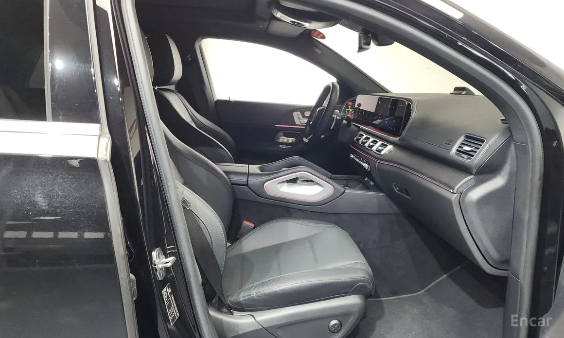 Photo 11 - Mercedes-Benz GLE-Class