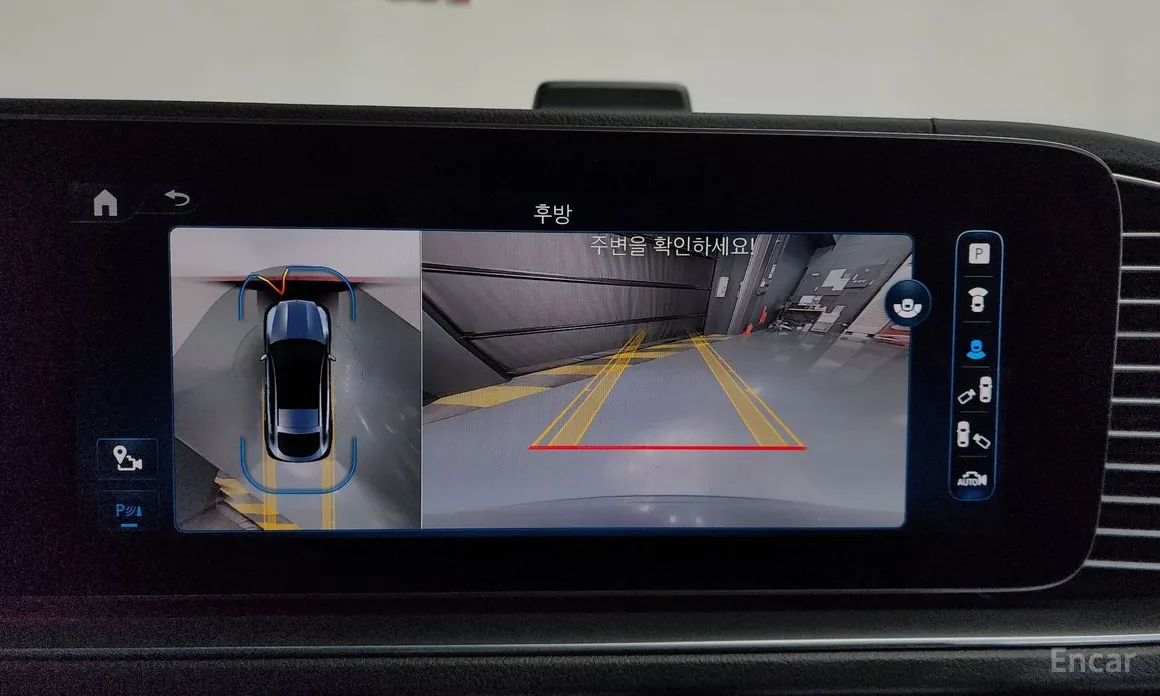 Photo 15 - Mercedes-Benz GLE-Class