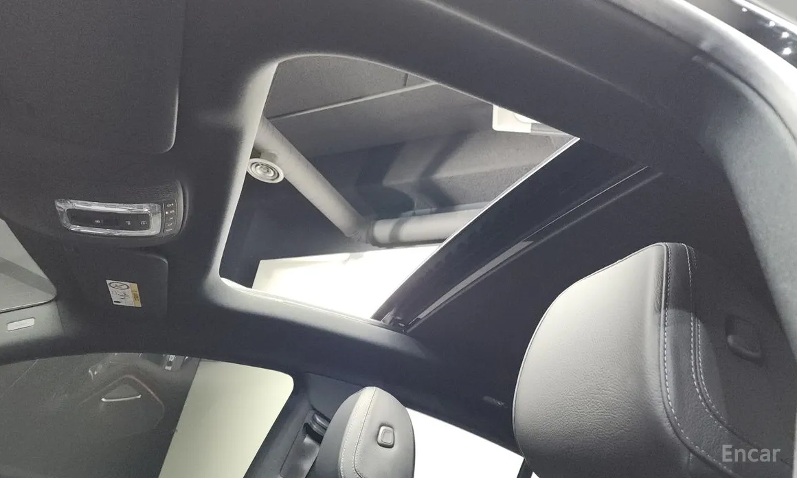 Photo 18 - Mercedes-Benz GLE-Class