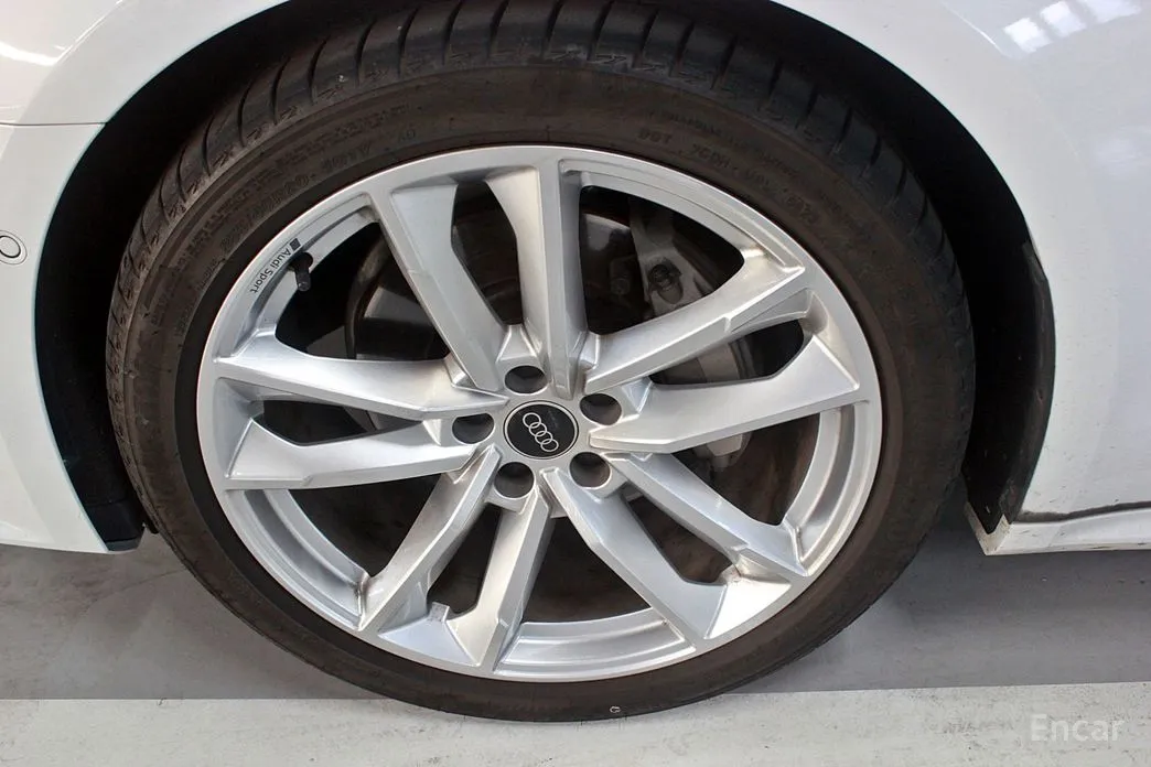 Фото 5 - Audi A7