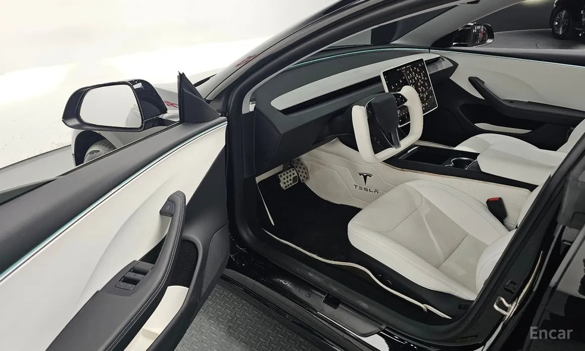 Фото 11 - Tesla Model 3