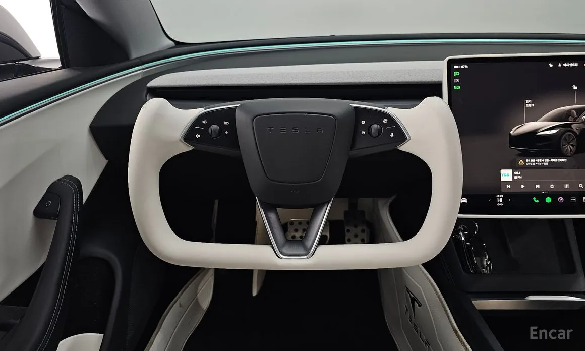 Фото 13 - Tesla Model 3