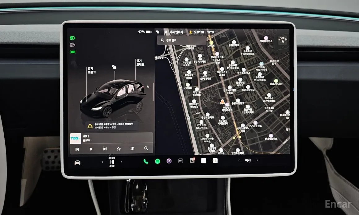 Фото 14 - Tesla Model 3