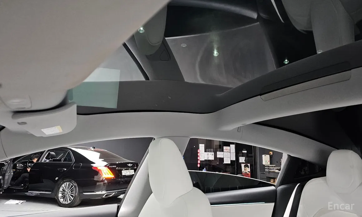 Фото 19 - Tesla Model 3