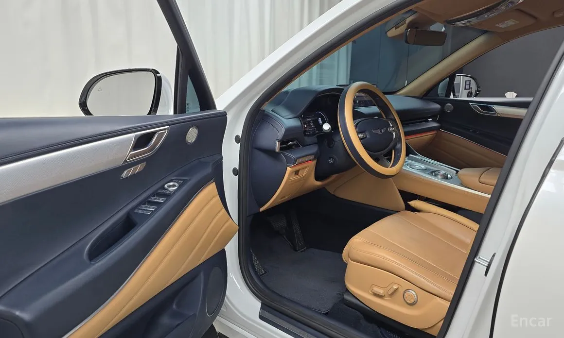 Фото 10 - Genesis GV80