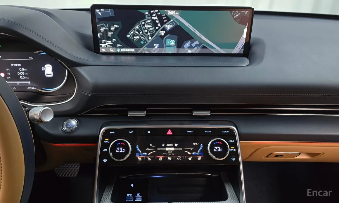 Фото 14 - Genesis GV80