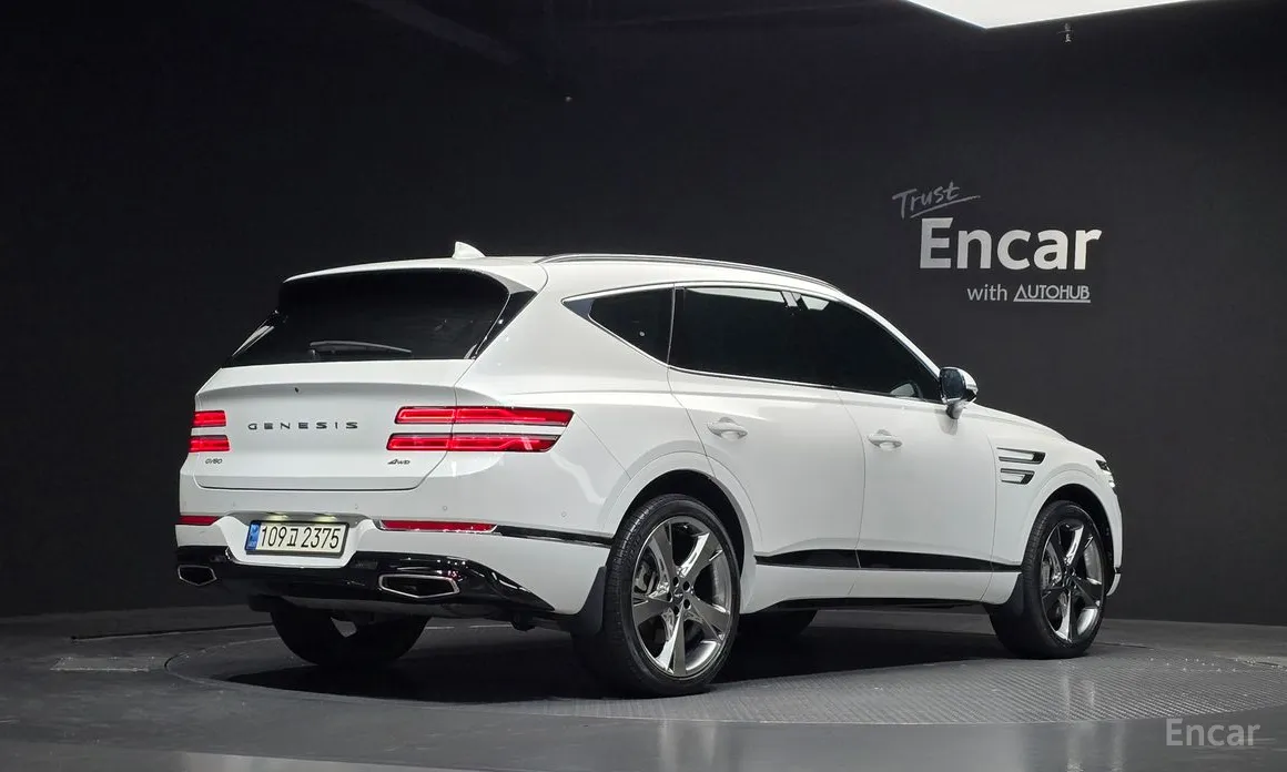 Фото 2 - Genesis GV80