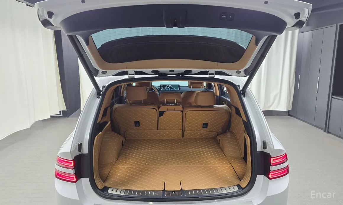 Фото 20 - Genesis GV80