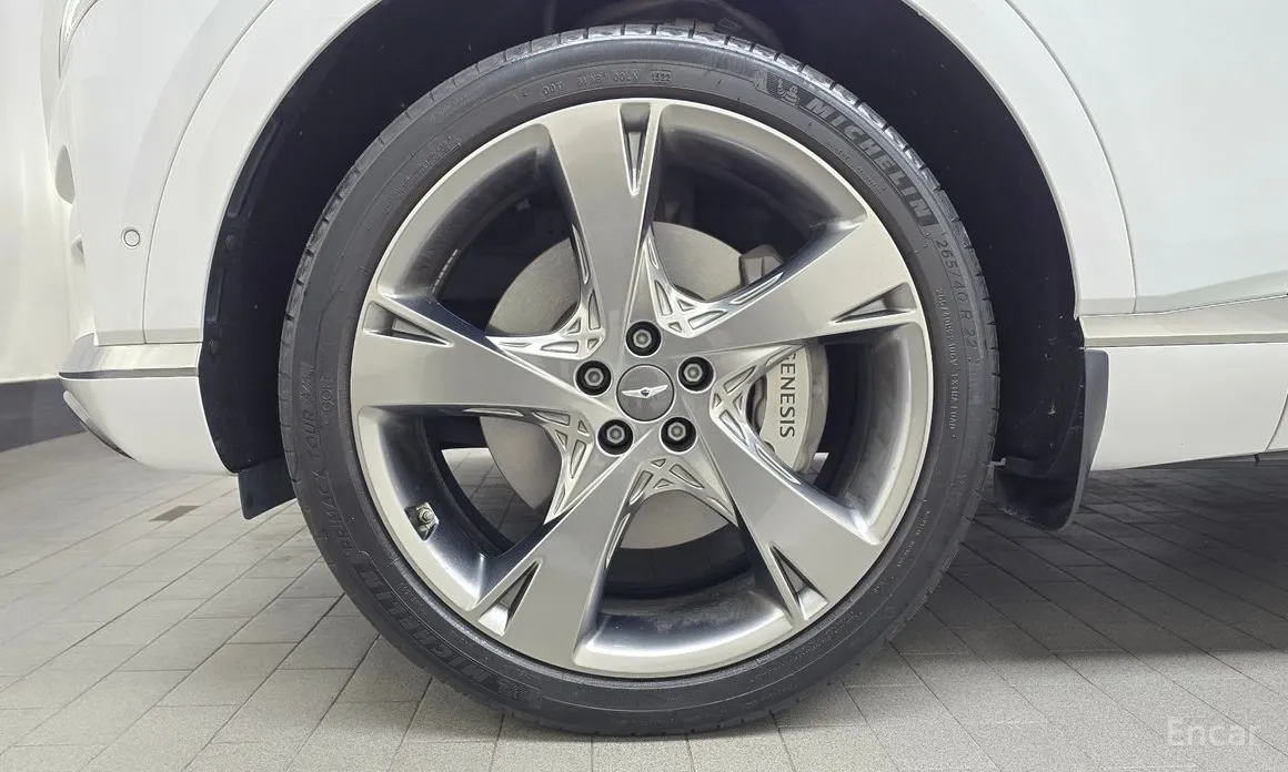 Фото 5 - Genesis GV80