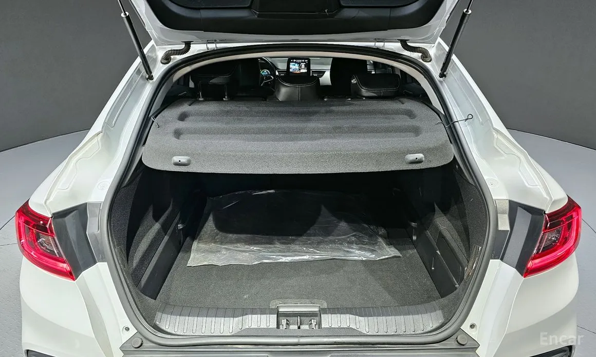 Фото 20 - Renault XM3