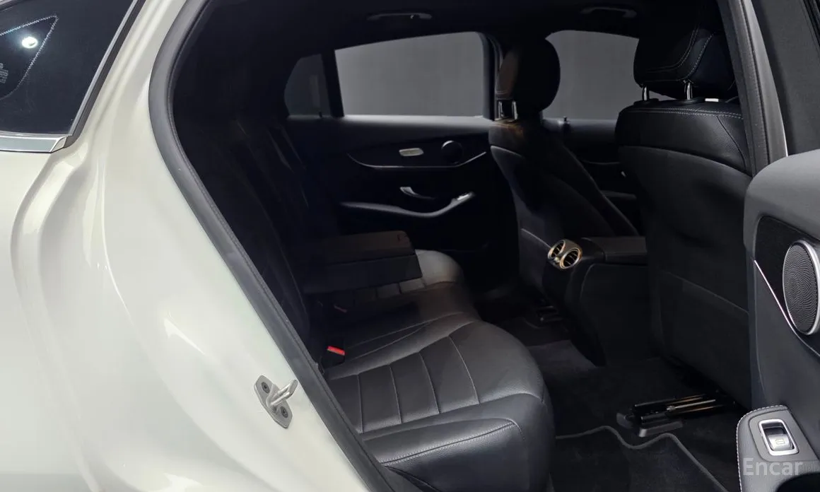 Фото 12 - Mercedes-Benz GLC-Class