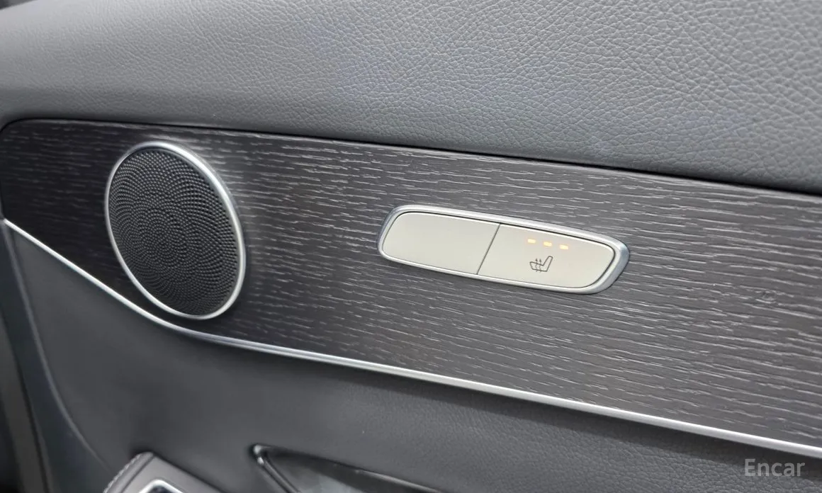 Фото 19 - Mercedes-Benz GLC-Class