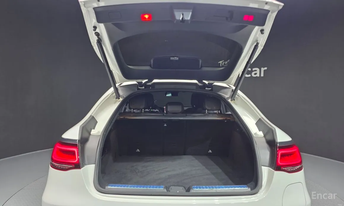 Фото 20 - Mercedes-Benz GLC-Class