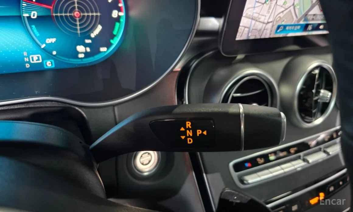 Фото 9 - Mercedes-Benz GLC-Class