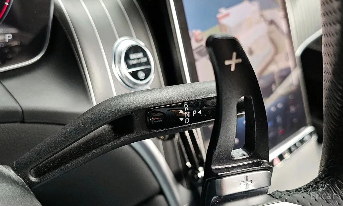 Фото 9 - Mercedes-Benz GLC-Class