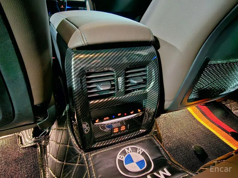 Фото 18 - BMW i4