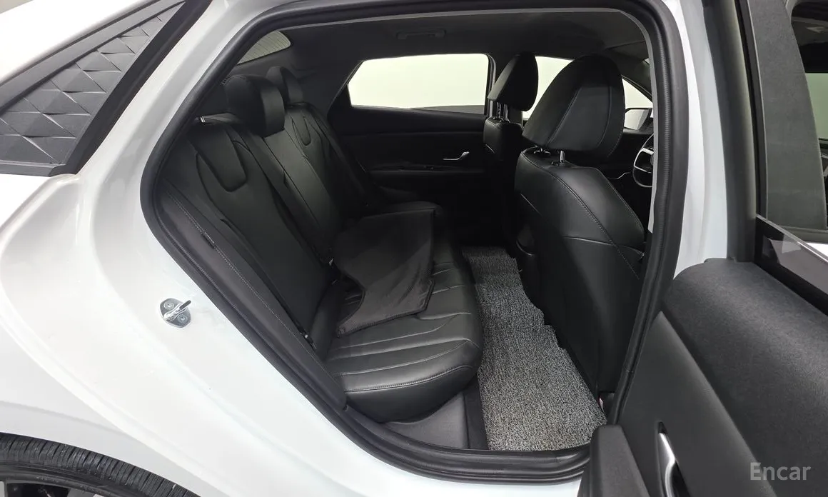 Фото 19 - Hyundai Avante